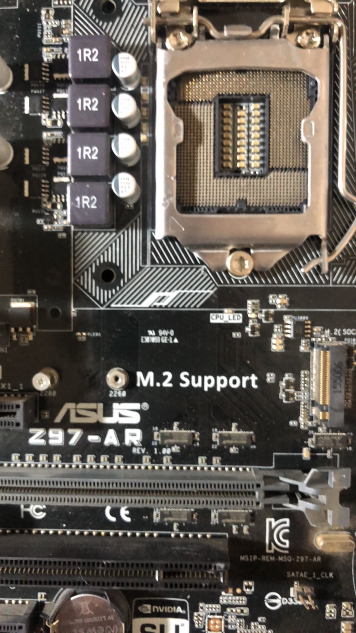 华硕z97ar主板触发不亮机