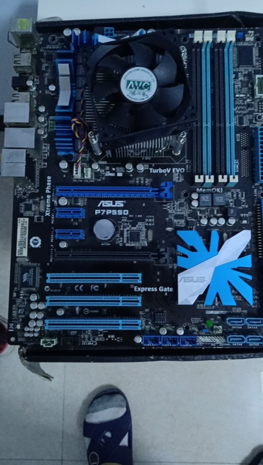 谁会修华硕的这个主板给他留言