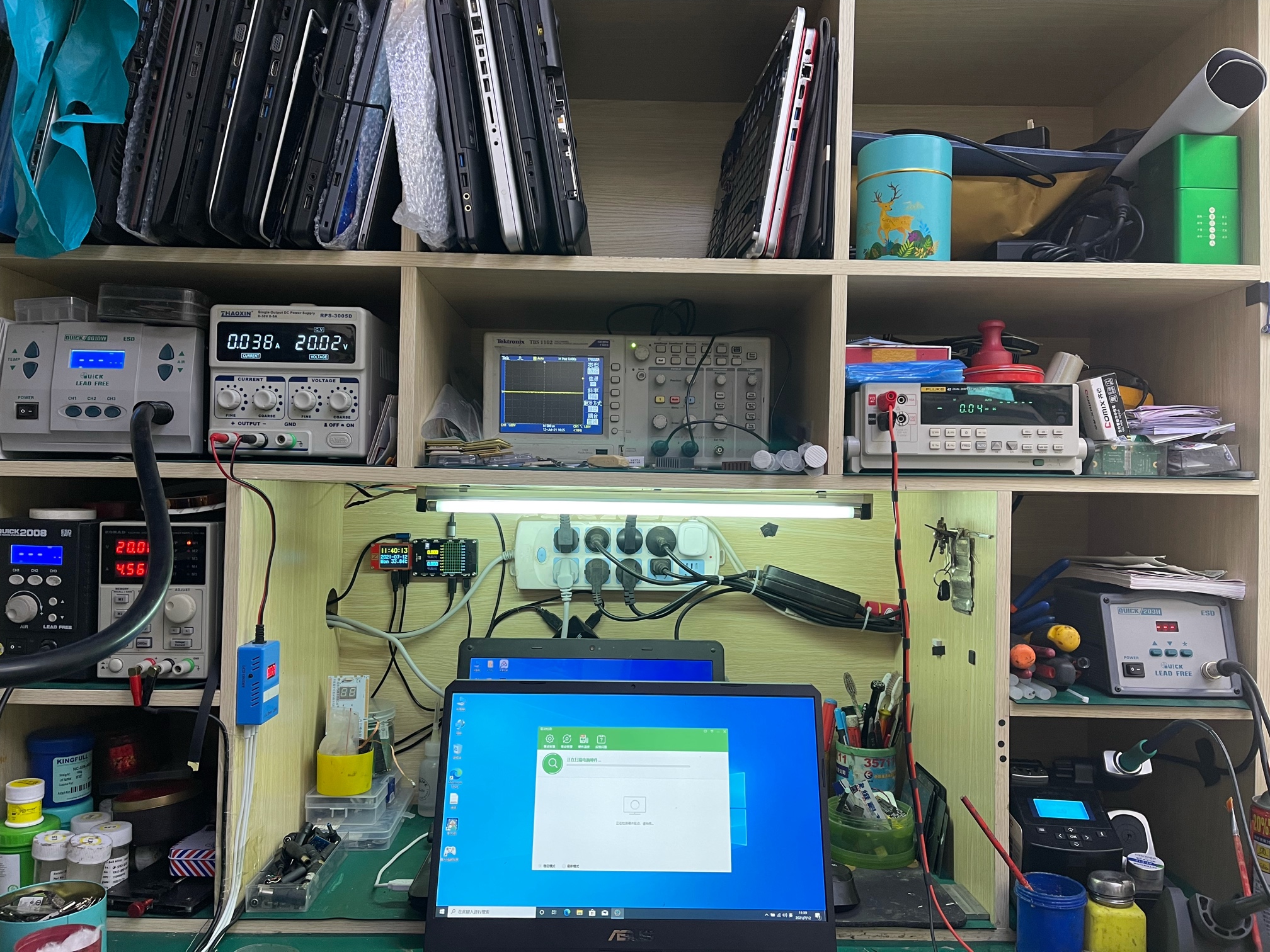 工作台告一段落了,也就这样了吧!消停一段时间-迅维网-维修论坛