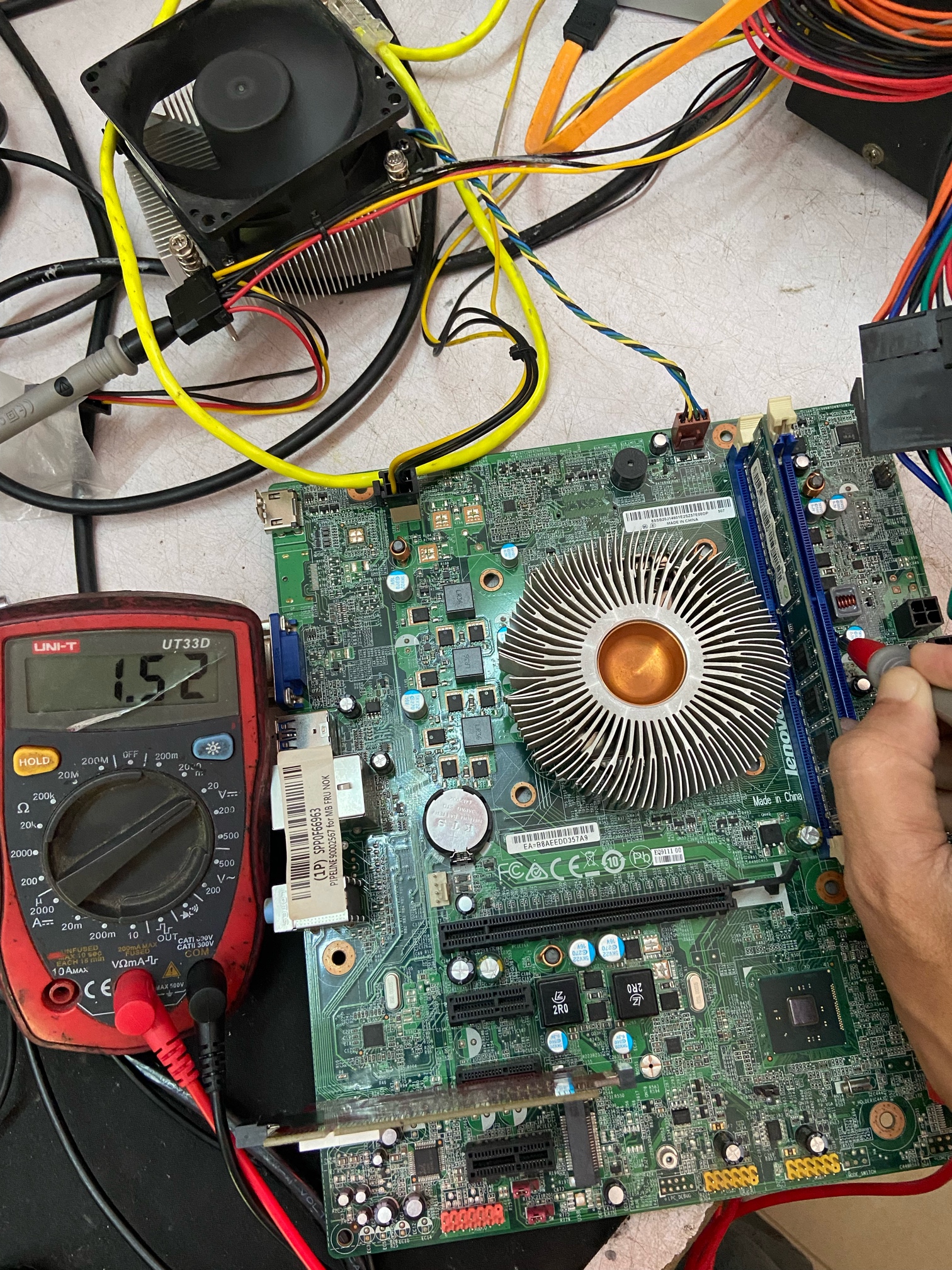 联想cih81m主板不跑码无复位维修